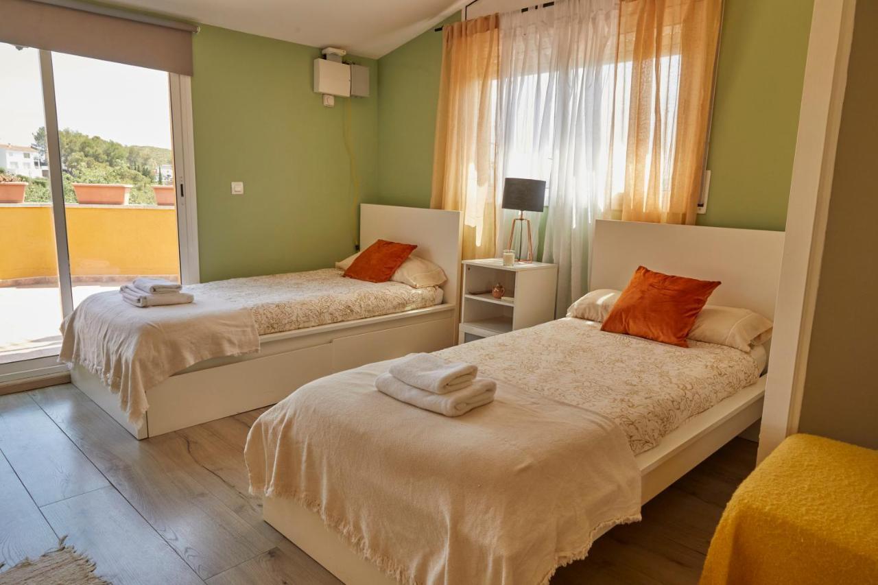 Amazing Vila Close To Sitges, Jacuzzi, Swimming Pool & Exellent Views Olivella Luaran gambar