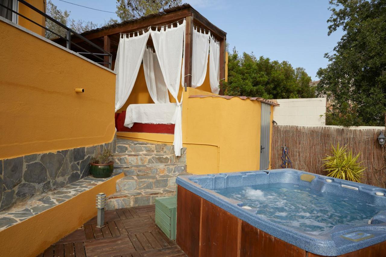 Amazing Vila Close To Sitges, Jacuzzi, Swimming Pool & Exellent Views Olivella Luaran gambar