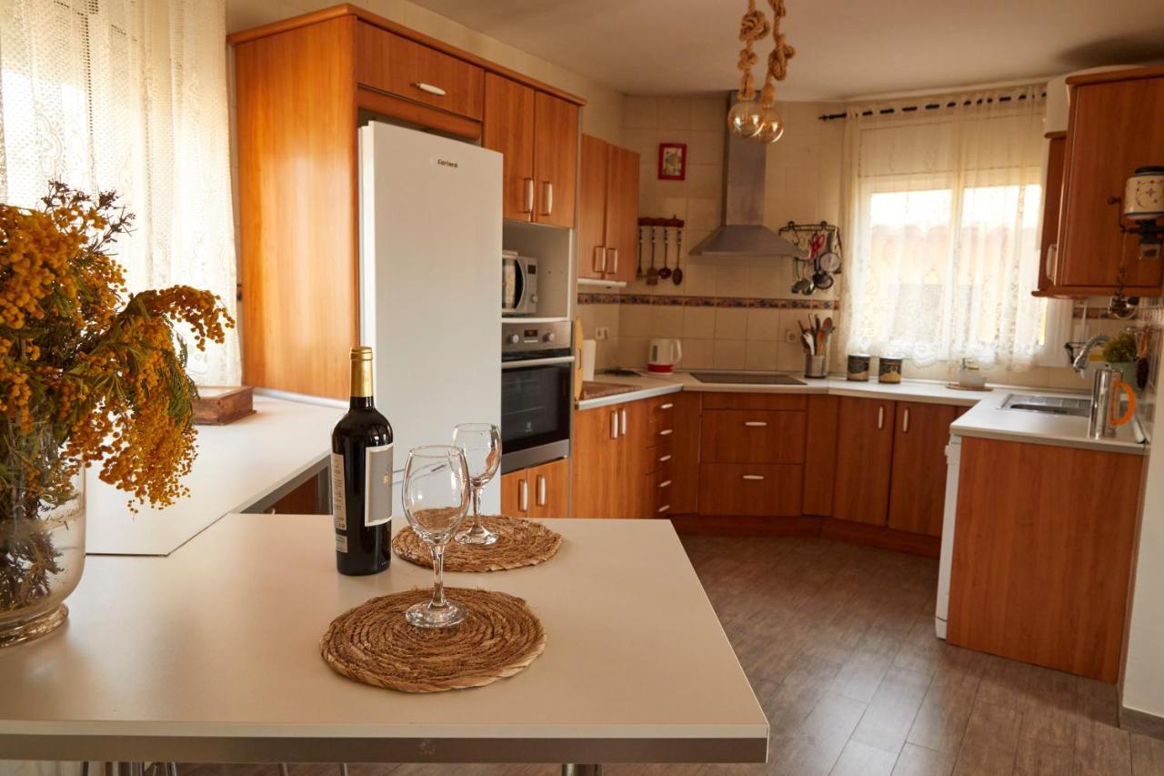 Amazing Vila Close To Sitges, Jacuzzi, Swimming Pool & Exellent Views Olivella Luaran gambar